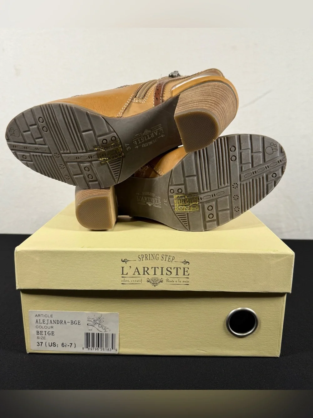 Spring Step L'Artiste Alejandra Beige Leather Ankle Strap Sandal NIB Size 37
